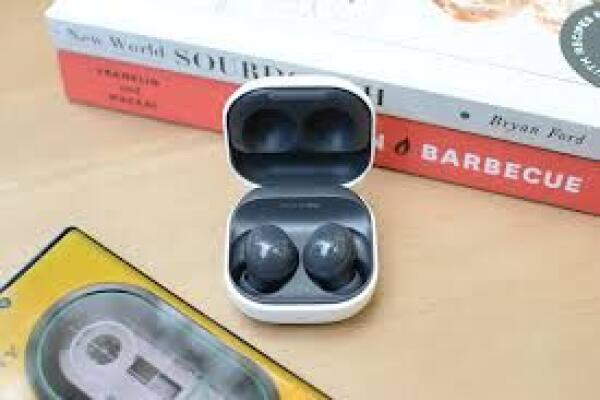 Samsung Galaxy Buds 2 Tính Năng Cao Cấp Với Mức Giá Dễ Tiếp Cận